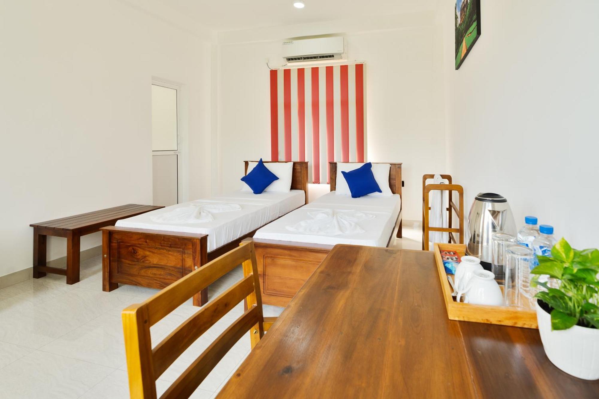 Lagoon Step Airport Transit Hotel Katunayaka Ngoại thất bức ảnh